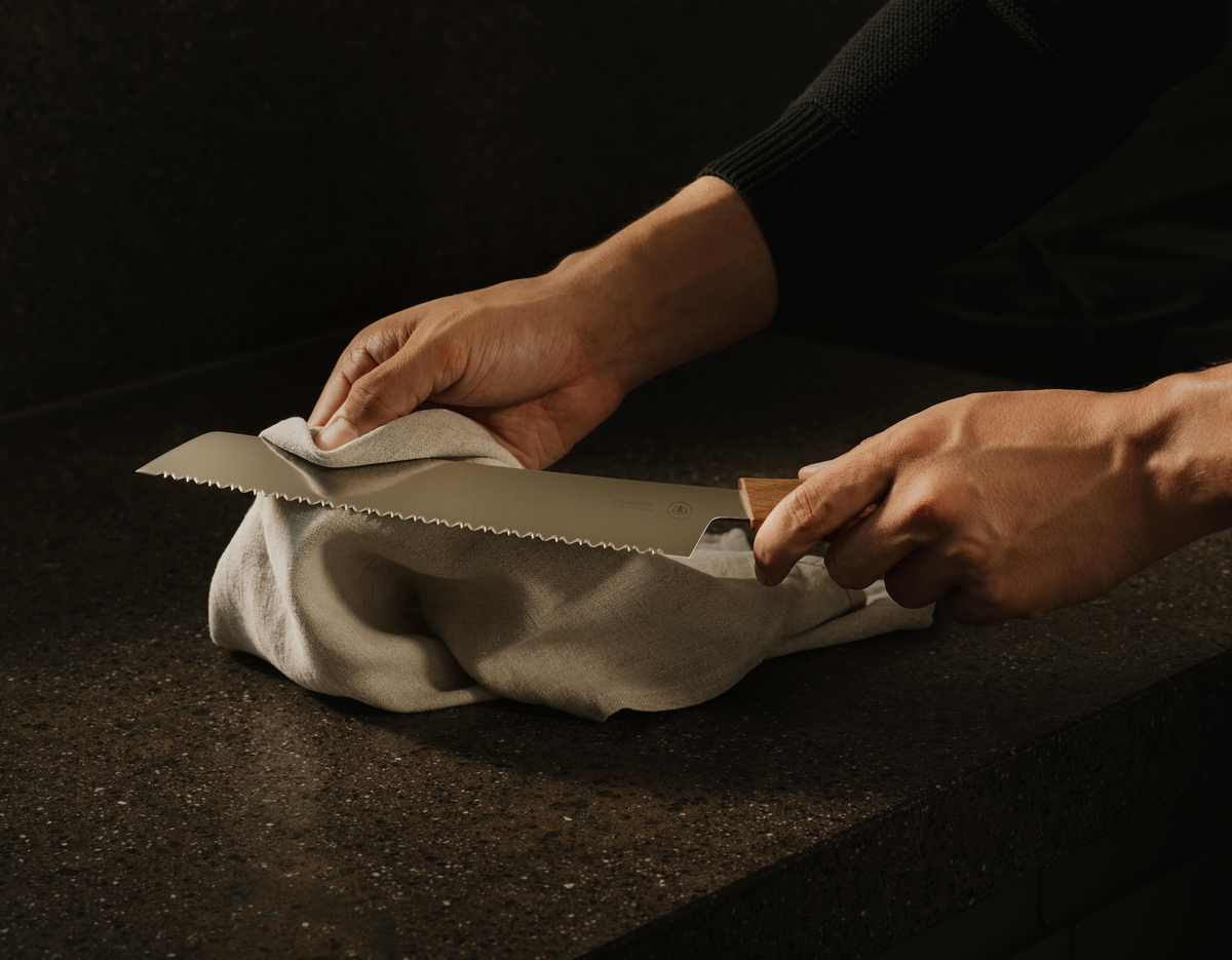 Horl - Bread Knife Walnut - Triple Pro Cut Double-Sided Serrated