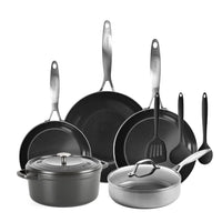 Ensemble de cuisine GreenPan - Geneva All You Need 9 pièces (18/24/24/28/28 cm) : 2 poêles à frire, 1 cocotte avec couvercle, 1 wok, 1 casserole et 3 spatules.