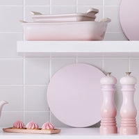 Plat à four rectangulaire Heritage Le Creuset rose coquillage 26 x 19 cm