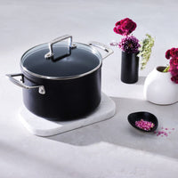 Le Creuset - Cocotte avec revêtement antiadhésif et couvercle en verre