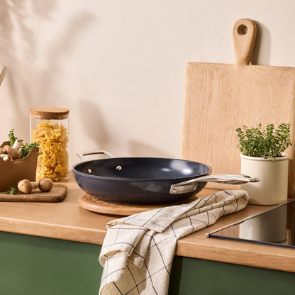 Le Creuset - Sauteuse Essential Antiadhésive 28 cm Sauteuse Le Creuset