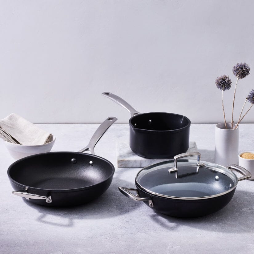 Le Creuset - Steelpan met schenktuitjes 16 cm Steelpan Le Creuset 